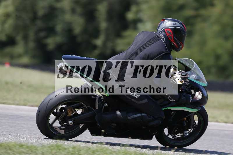 /44 09.08.2025 Plüss Moto Sport ADR/Freies Fahren/backside